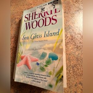 2/7.00 Book: ‘Sea Glass Island' Novel Paperback